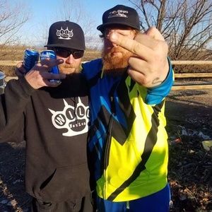 Meet your Posher, Larry